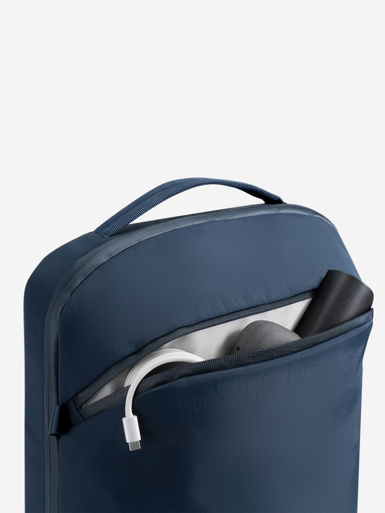 Рюкзак для ноутбука до 16" XD Design Bobby Air (P706.3225), темно-синий