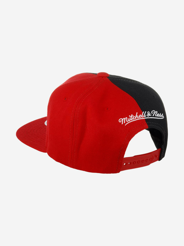 Бейсболка с прямым козырьком MITCHELL NESS HHSS2992-MHEYYPPPRED1 Miami Heat NBA (красный)