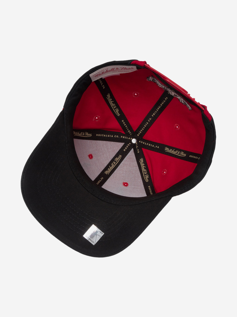 Бейсболка MITCHELL NESS HP14047-CBURED1 Chicago Bulls NBA