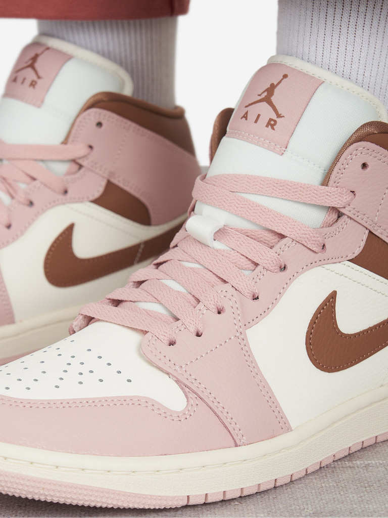 Кеды женские Nike Air Jordan 1