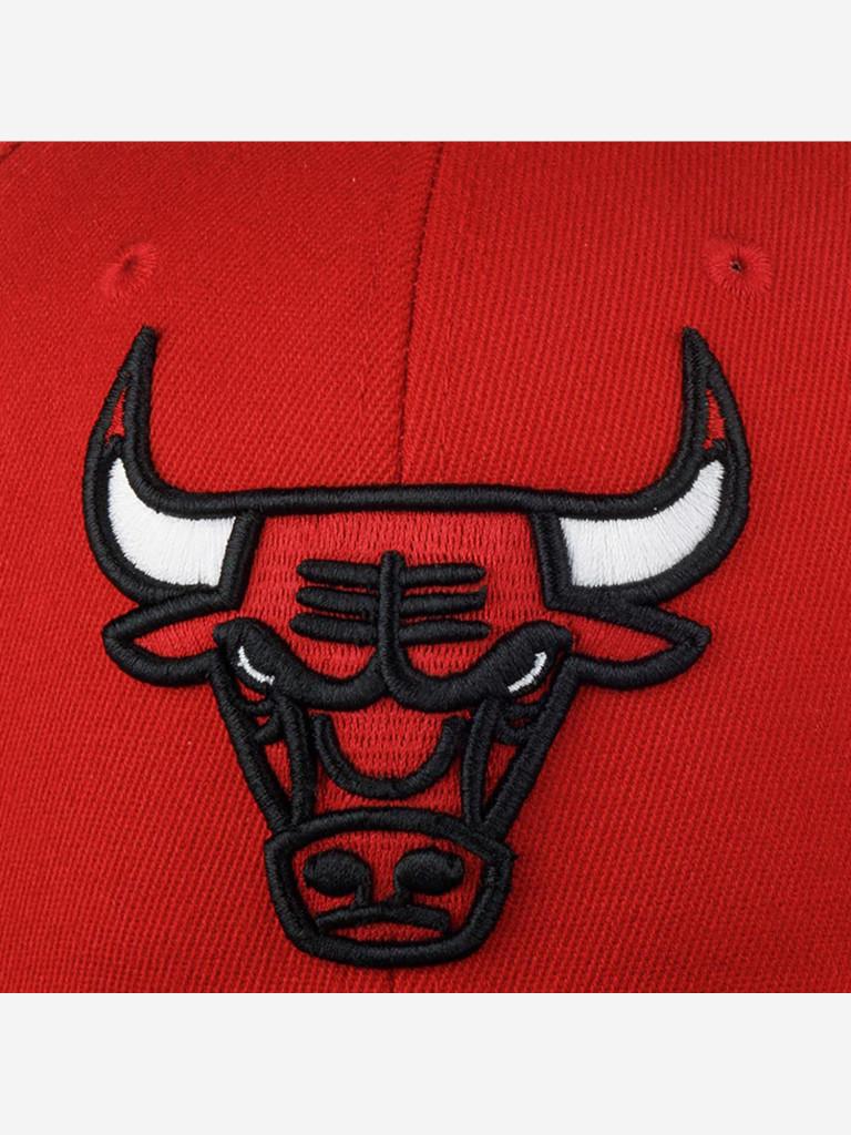 Бейсболка MITCHELL NESS HHSS3265-CBUYYPPPRDBK Chicago Bulls NBA