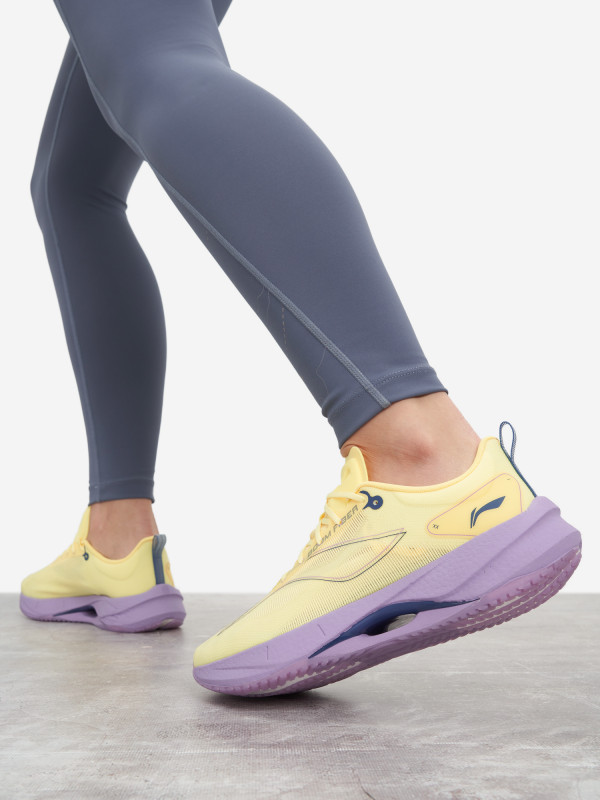Кроссовки женские Li-Ning Superlight 21 арт. ARBU002-42F лайм/сиреневый цвет — купить за 5749 руб. со скидкой 50 %, отзывы в интернет-магазине Спортмастер