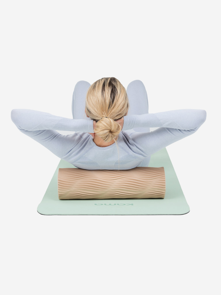 Валик для спины массажный Kama, 45x14 см