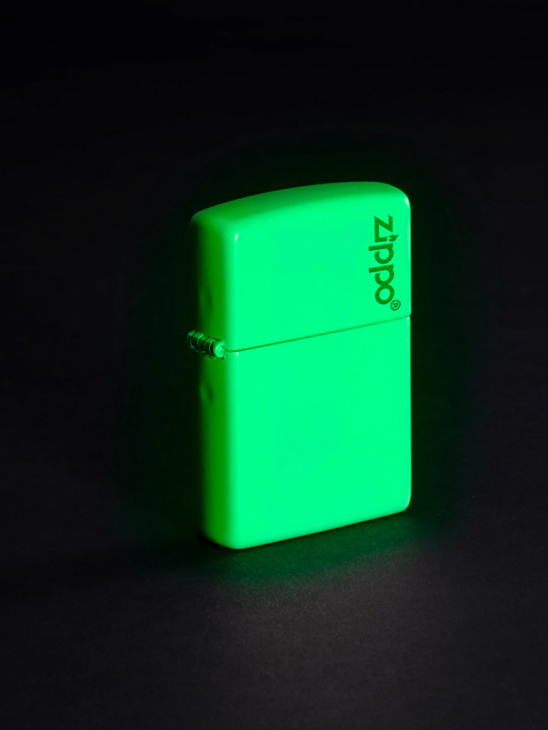 Зажигалка бензиновая ZIPPO 49193ZL Classic Logo Glow In The Dark