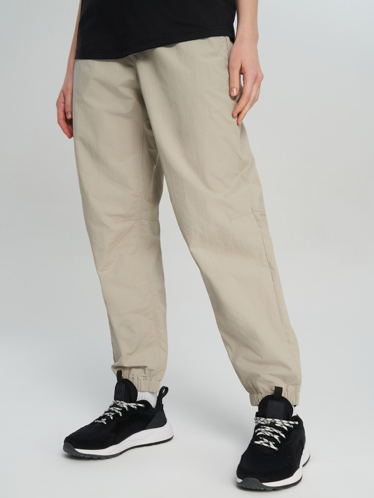 Брюки женские Mountain Hardwear Stryder Jogger