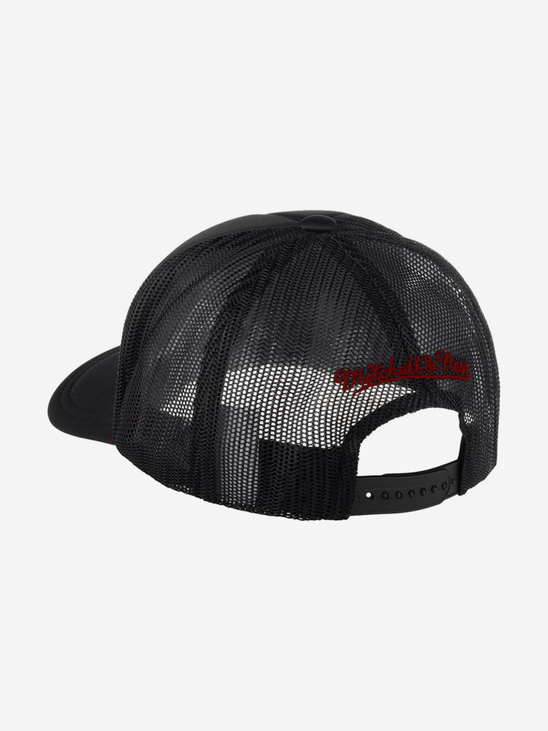 Бейсболка с сеточкой MITCHELL NESS 5HSSSH22020-CBUBLCK Chicago Bulls MLB (черный)