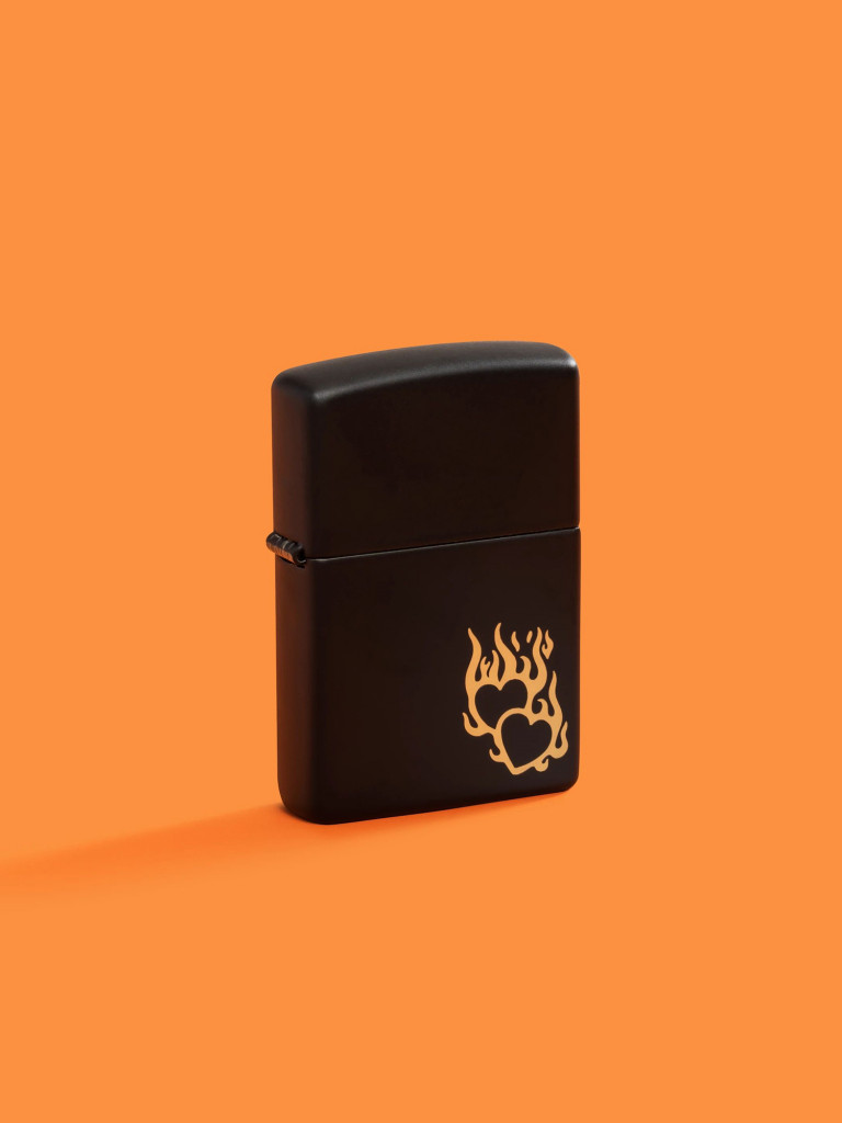 Зажигалка бензиновая ZIPPO 46004 Fire Heart