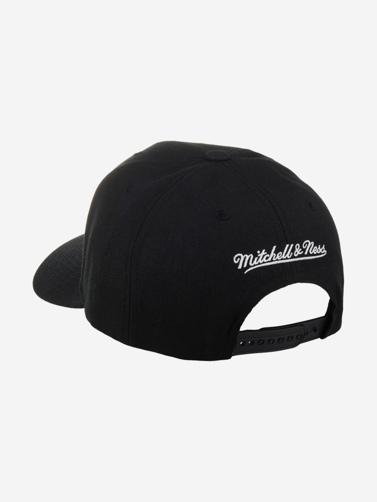 Бейсболка MITCHELL NESS HHSS5370-CBHYYPPPBLCK Chicago Blackhawks NHL