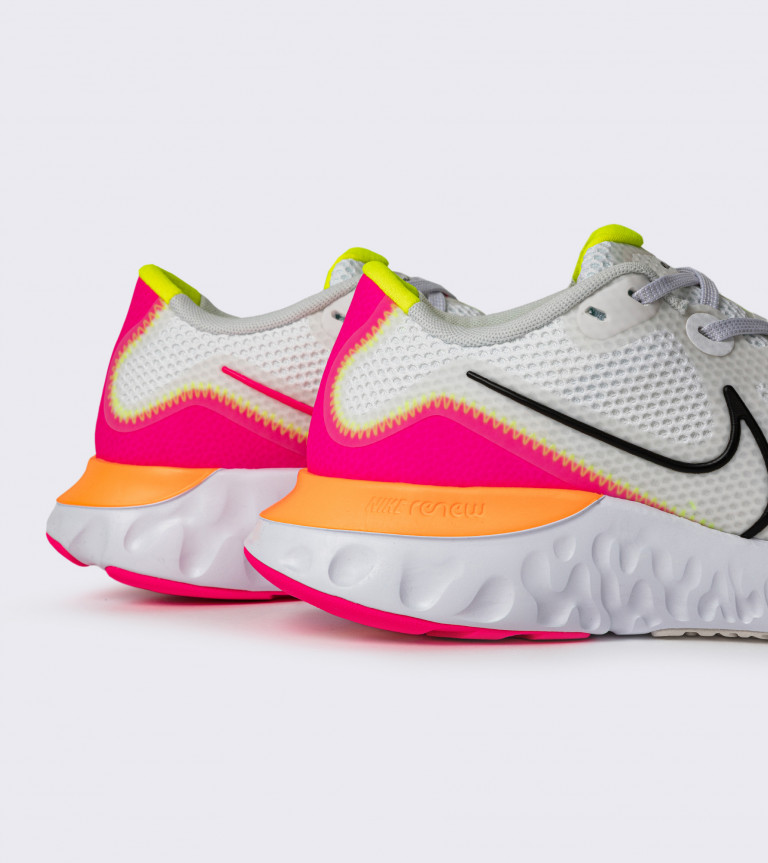Кроссовки женские Nike Renew Run