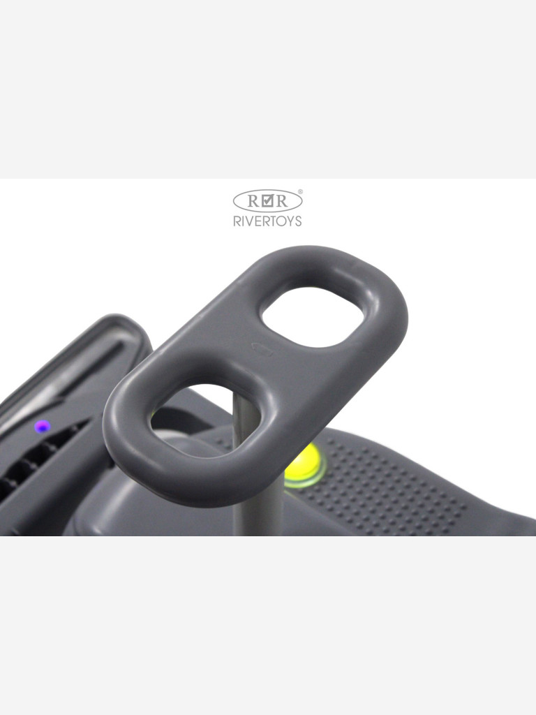Детский электромобиль RIVERTOYS Y-01 с функцией влажной уборки