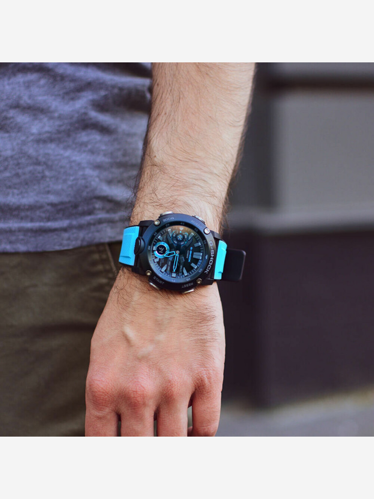 Спортивные часы CASIO G-SHOCK GA-2000-1A2ER