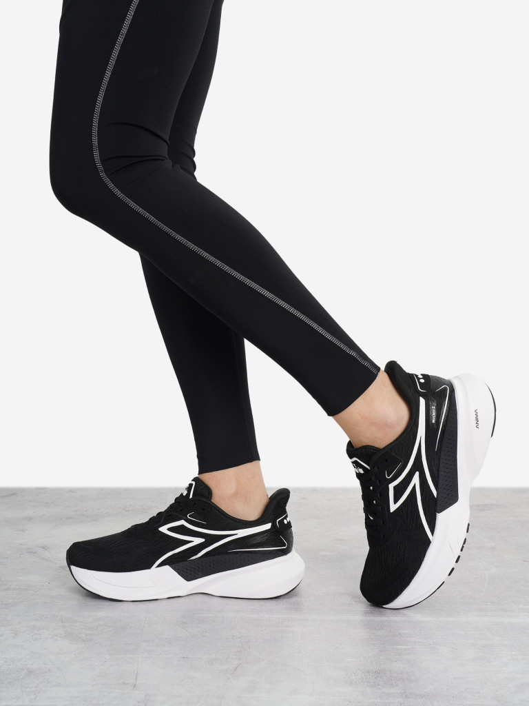 Кроссовки женские Diadora Nucleo 2