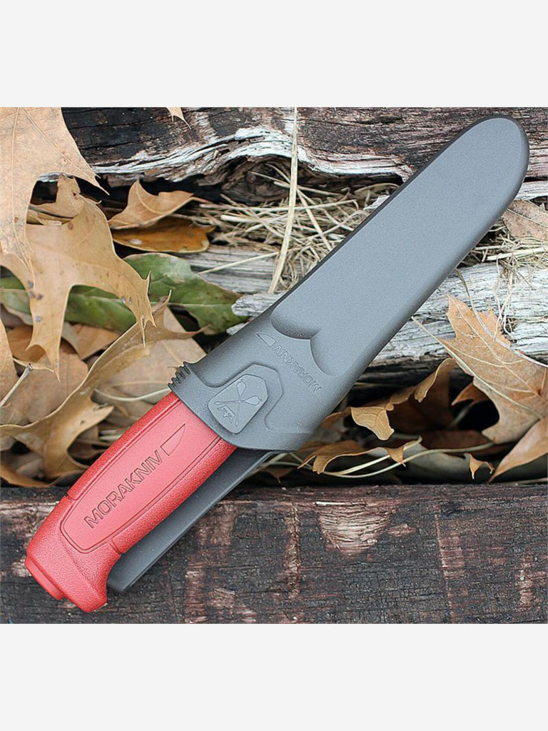 Нож Morakniv Basic углеродистая сталь, пласт. ручка (красный), 12147