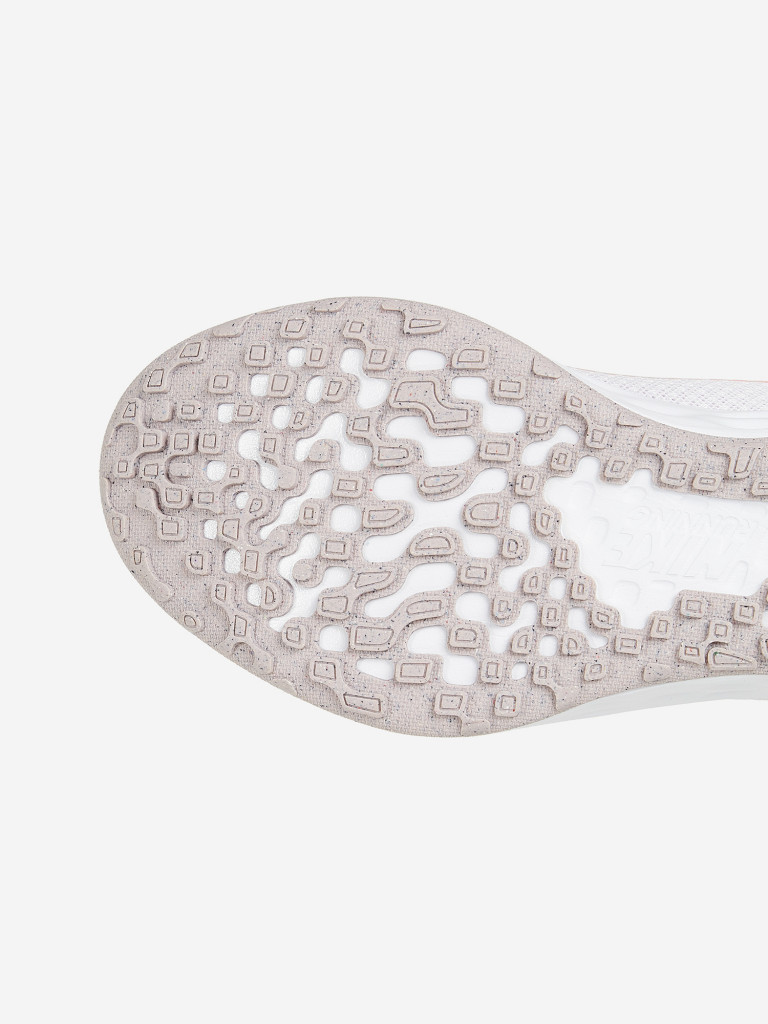 Кроссовки женские Nike Revolution 6 Next Nature