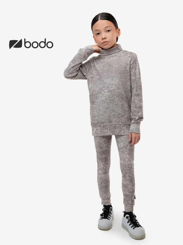 Костюм с водолазкой bodo