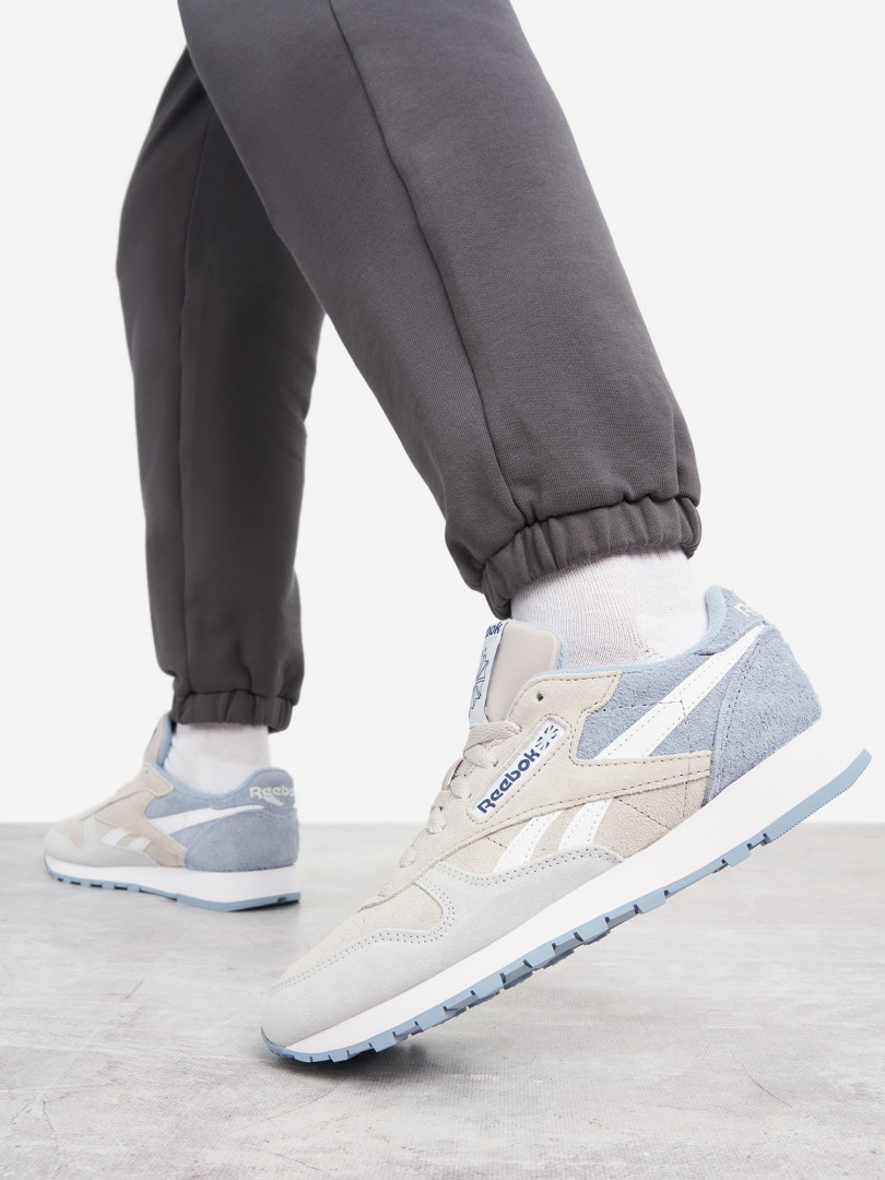 Кроссовки женские Reebok Classic Leather Бежевый 11999₽