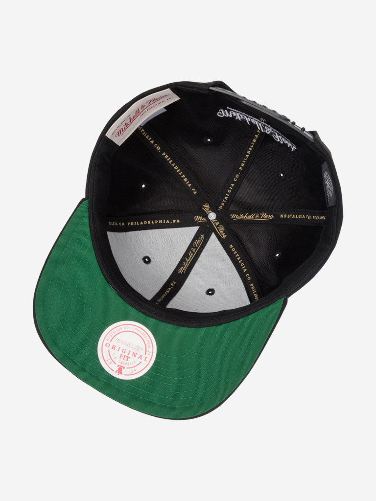 Бейсболка с прямым козырьком MITCHELL NESS HS13259-WRTBLCK Wrestlemania WWE (черный)