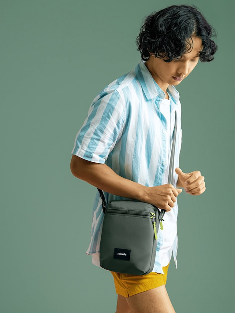 Сумка антивор Pacsafe GO Festival Crossbody, зеленый, 4,5 л.