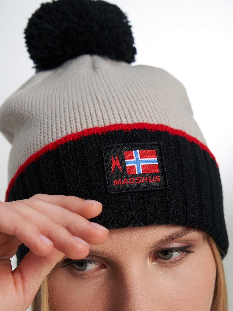 Шапка Madshus