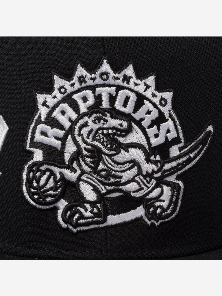 Бейсболка MITCHELL NESS HS12160-TRABLCK Toronto Raptors NBA