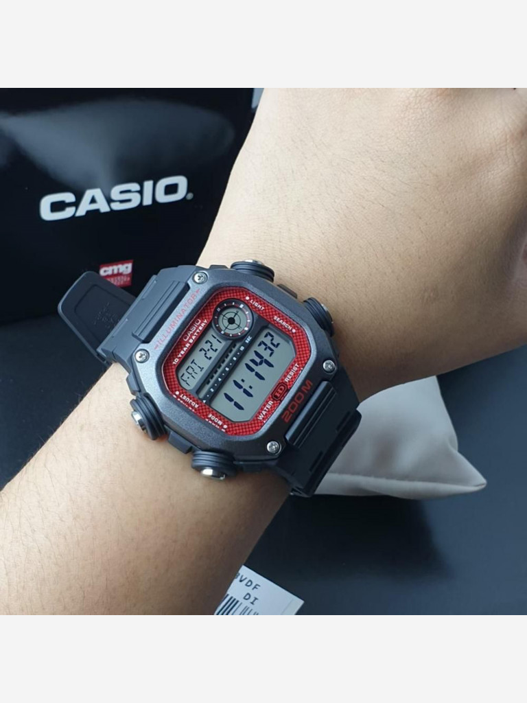 Наручные часы CASIO
