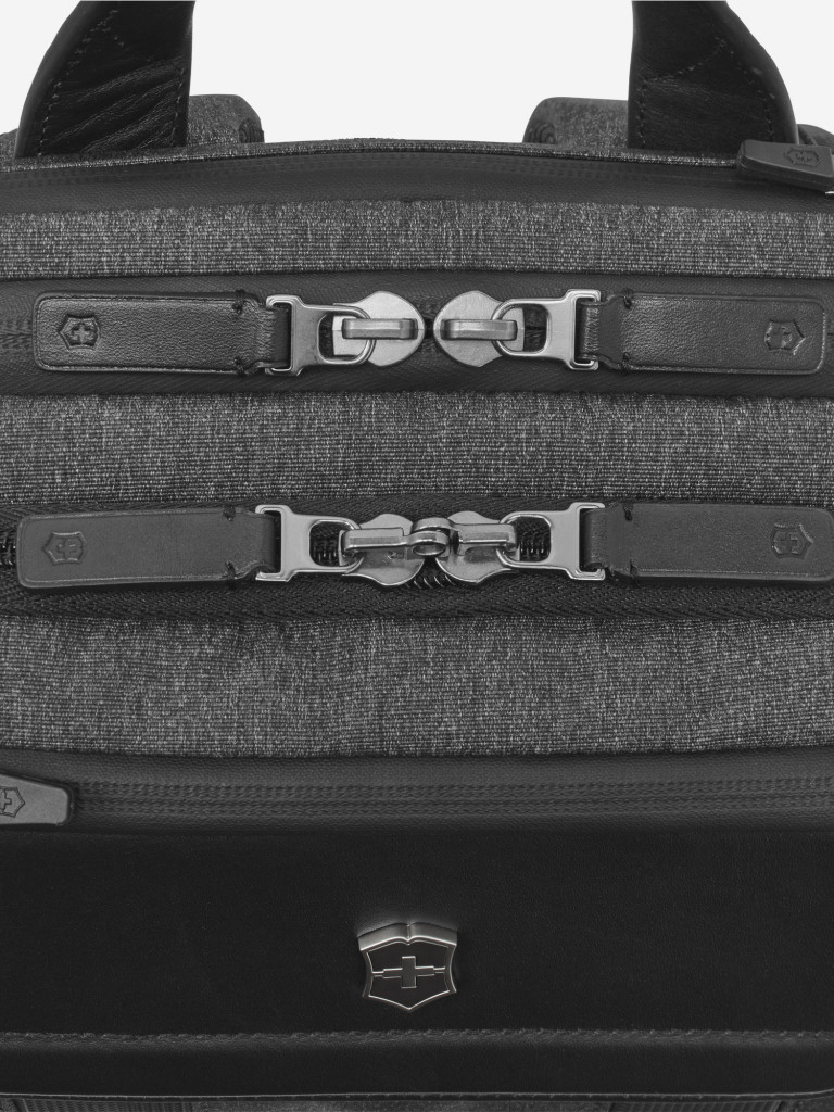 Рюкзак городской VICTORINOX Architecture Urban 2 Deluxe Backpack с отделением для ноутбука 15”