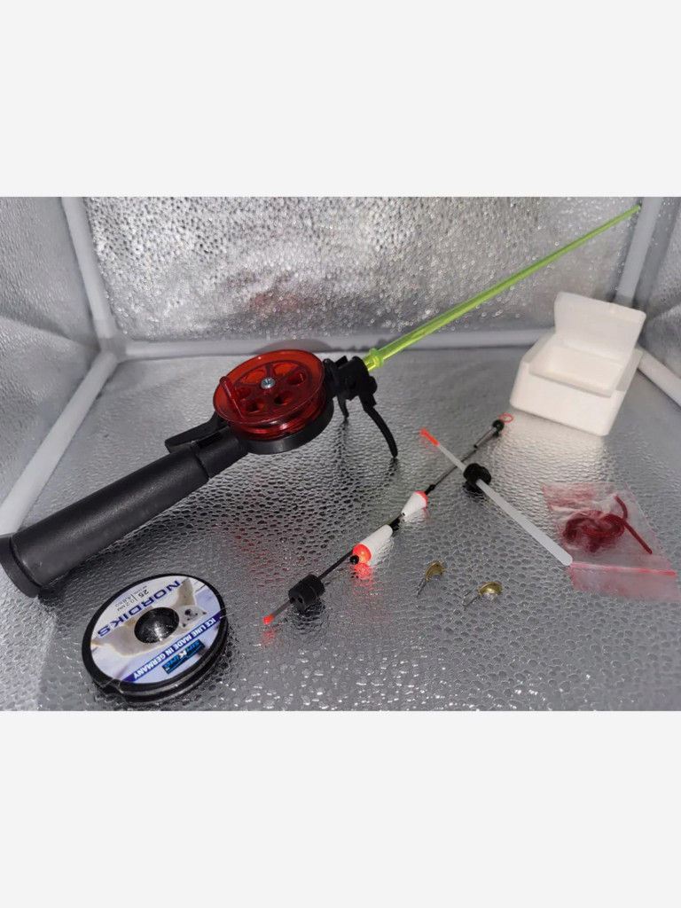 Набор рыболова для зимней рыбалки Три Кита № 3 люкс: зимняя удочка, катушка, леска, мормышка, мотыльница, мотыль искусственный, сторожок