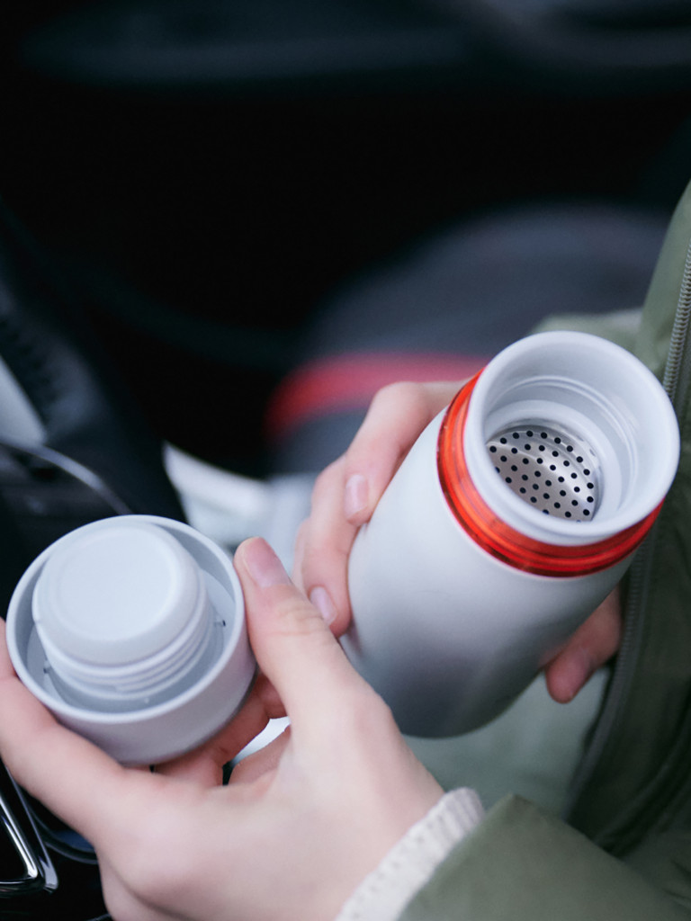 Термокружка Арктика 715 с ситечком 320 мл, белая