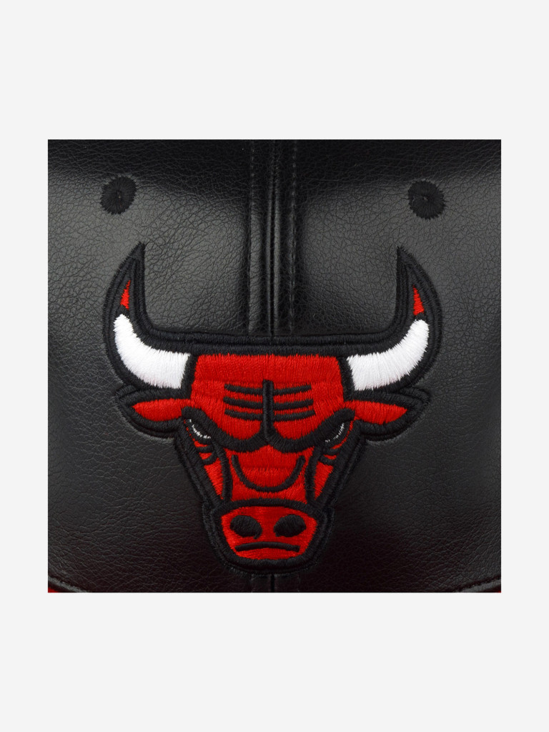 Бейсболка с прямым козырьком MITCHELL NESS 6HSSMM19224-CBUBKRD Chicago Bulls NBA (черный)