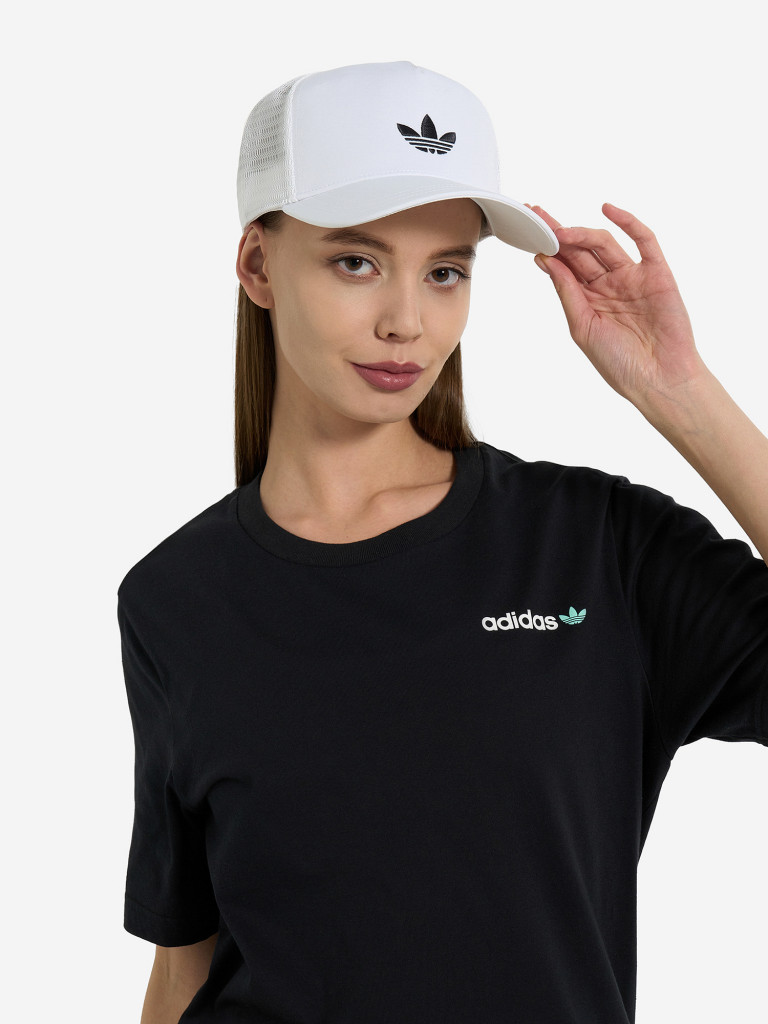 Бейсболка adidas Curved Trucker