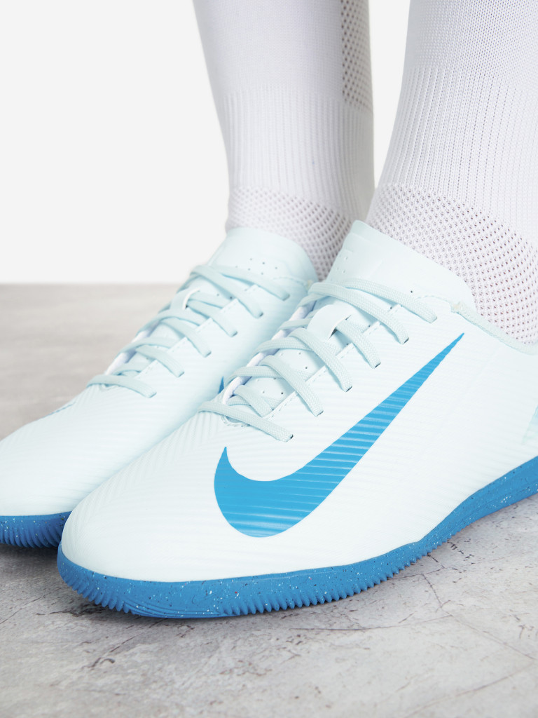 Бутсы для мальчиков Nike Jr Vapor 16 Club Ic