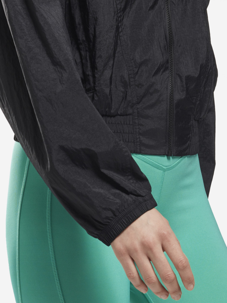 Ветровка женская Reebok Studio