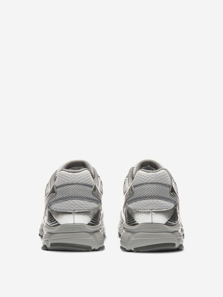Кроссовки мужские Mizuno Speed 2K