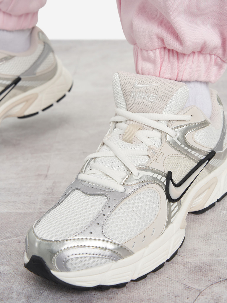 Кроссовки женские Nike V5 Rnr