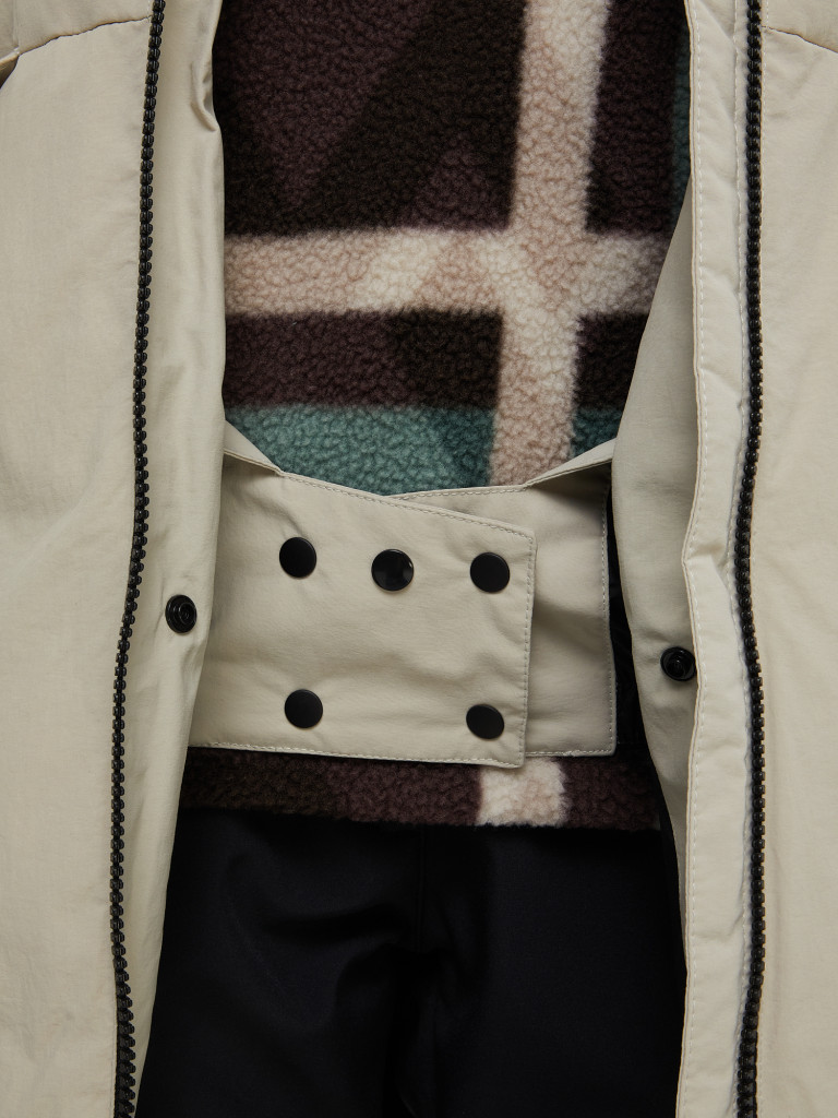 Пуховик женский Volkl