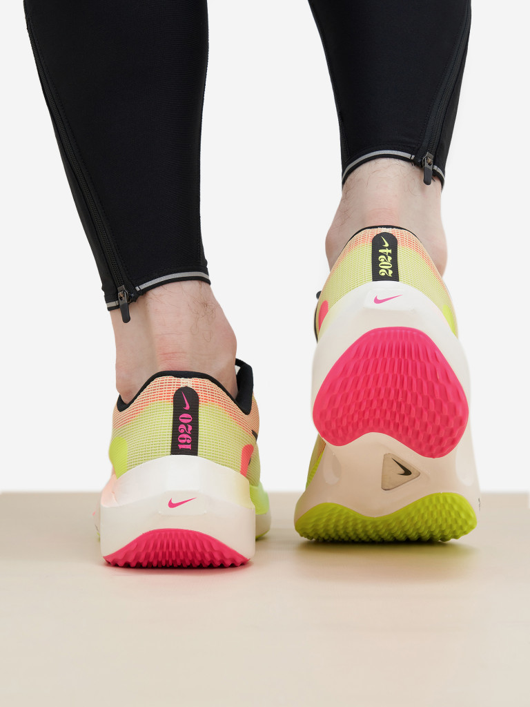 Nike zoom fly flyknit women's running shoe online