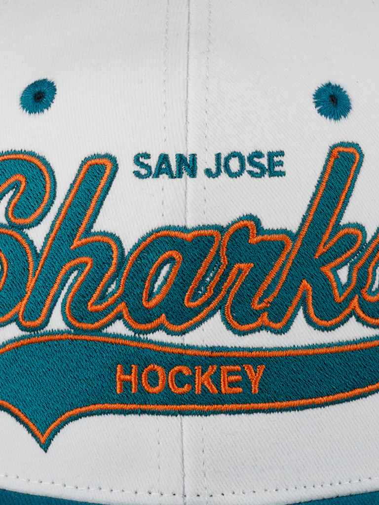 Бейсболка MITCHELL NESS HHSS7286-SJSYYPPPWHIT San Jose Sharks NHL (голубой)