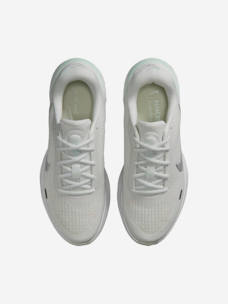 Кроссовки беговые женские Nike Journey Run