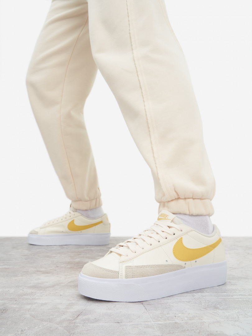 фото Кеды женские nike blazer low platform, бежевый