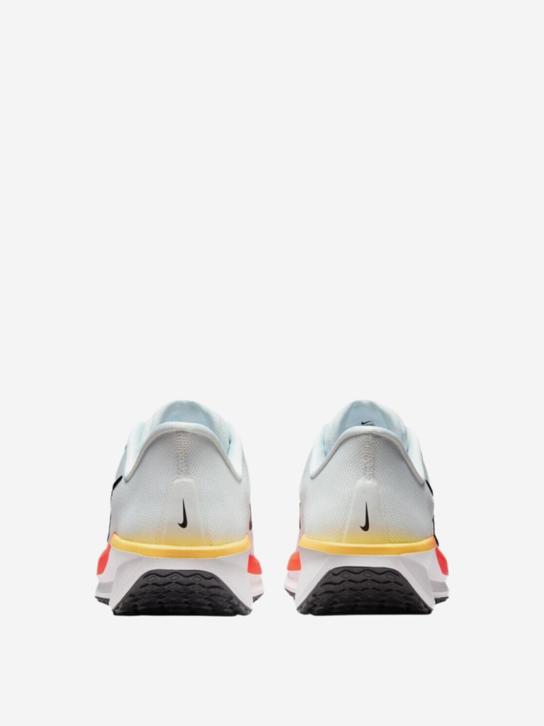 Кроссовки мужские Nike Quest 6