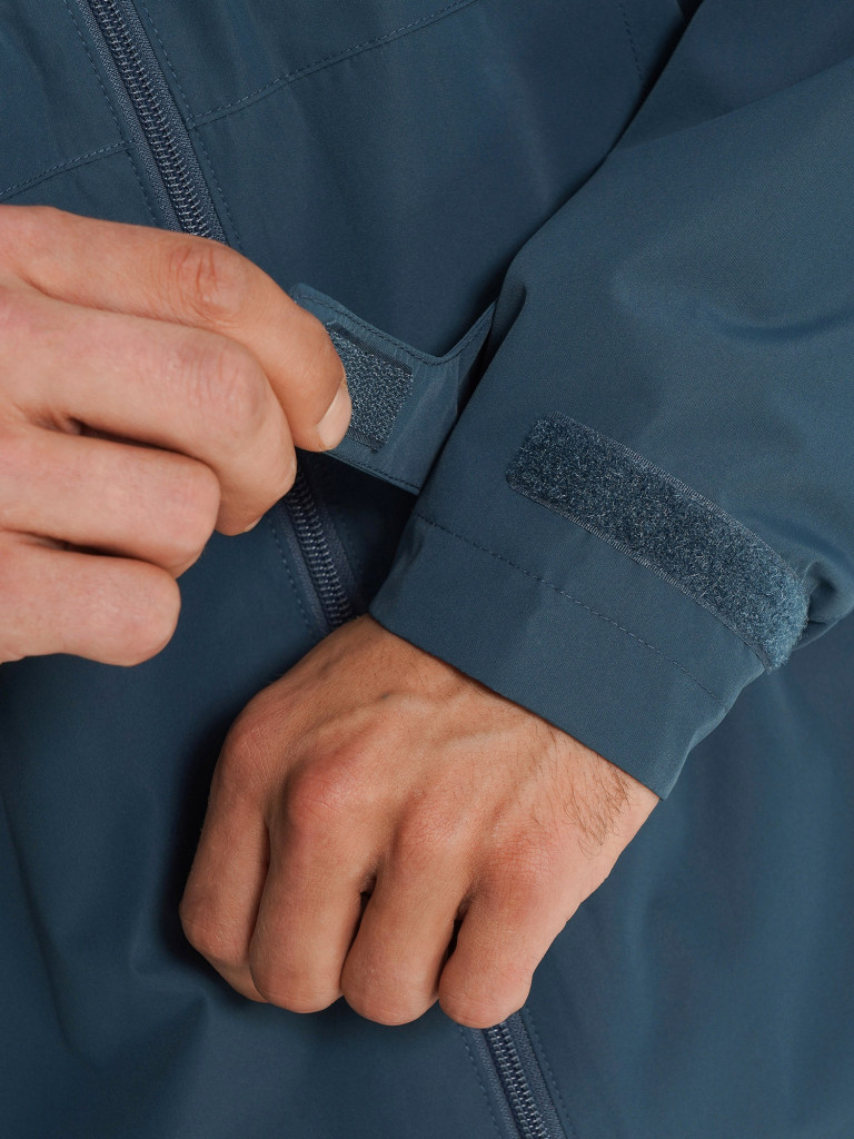 Ветровка мужская Demix Discover