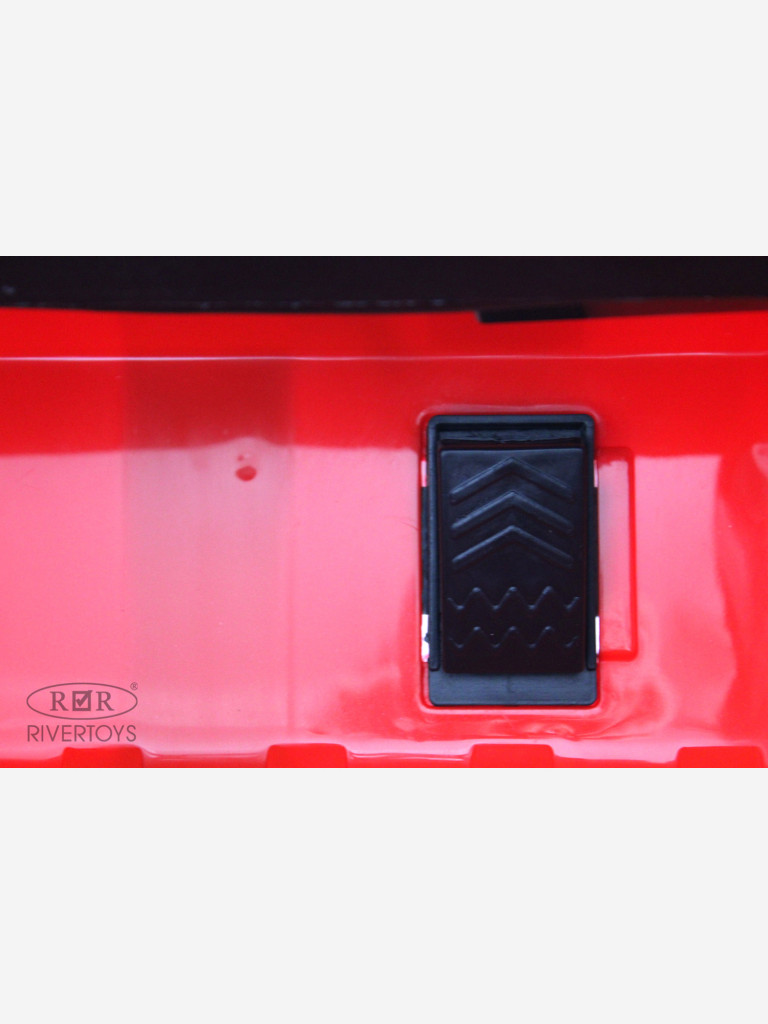 Детский электромобиль RIVERTOYS Mercedes-AMG G63(G222GG) красный