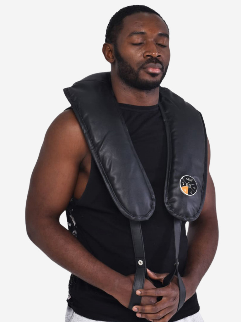 Ударно-кулачковый массажер для тела GESS Tap Pro, 39 программ, 12 уровней интенсивности