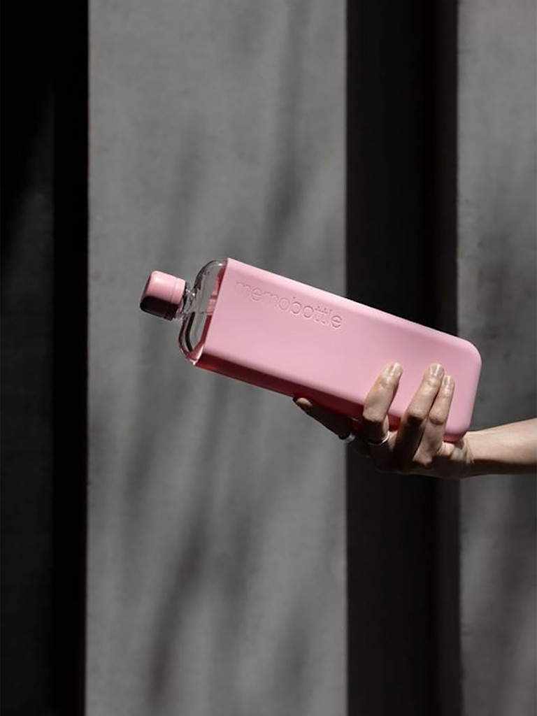 Бутылка с силиконовым чехлом Memobottle SLIM, светло-розовый