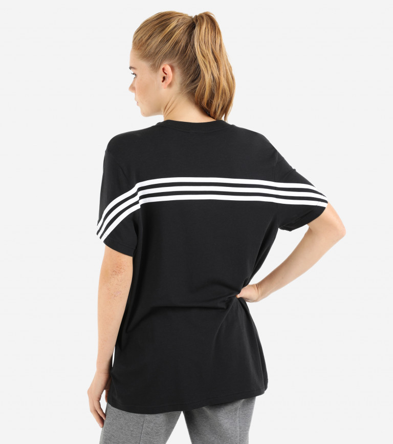 Футболка женская adidas Must Haves 3-Stripes