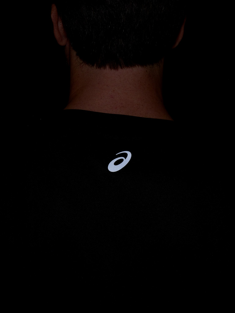 Свитшот мужской ASICS Fujitrail Logo