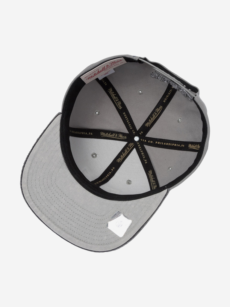 Бейсболка с прямым козырьком MITCHELL NESS HS12144-LAIGREY Los Angeles Raiders NFL