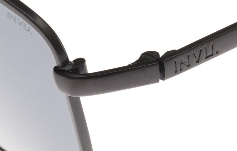 Солнцезащитные очки мужские Invu