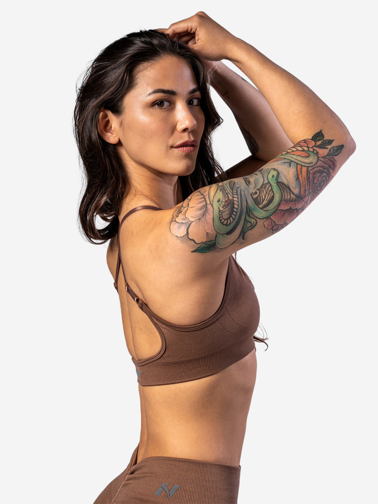 Топ спортивный женский NEBBIA Sports Bra TOTALLY SEAMLESS 305