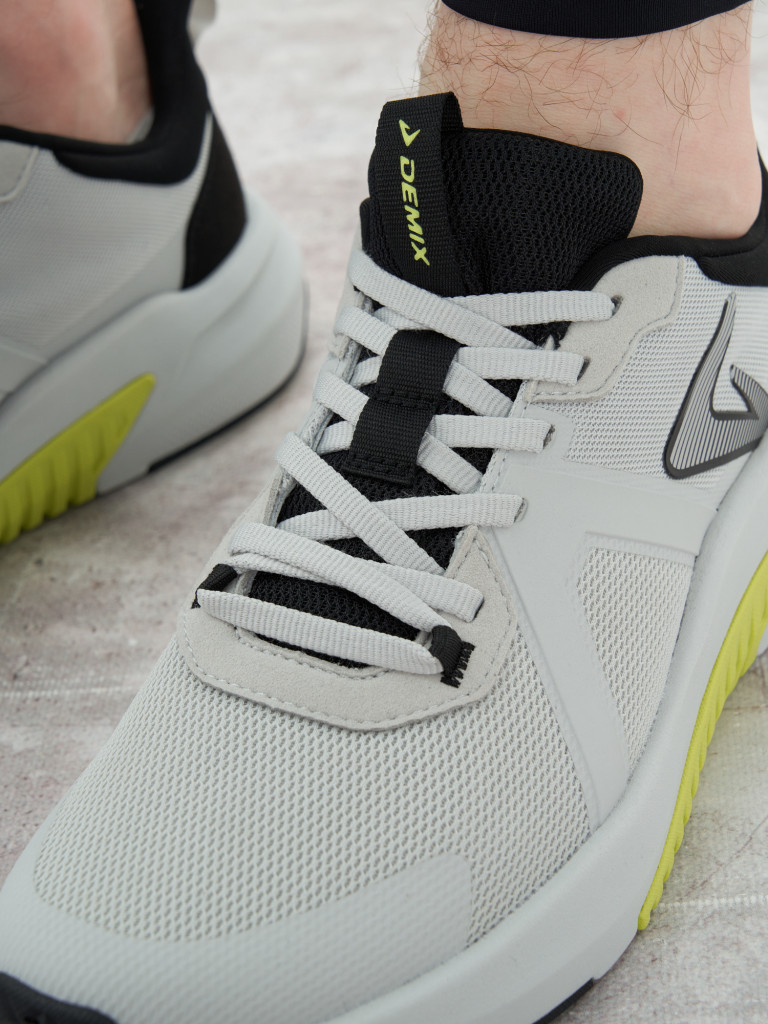 Кроссовки мужские Demix Stronger 3